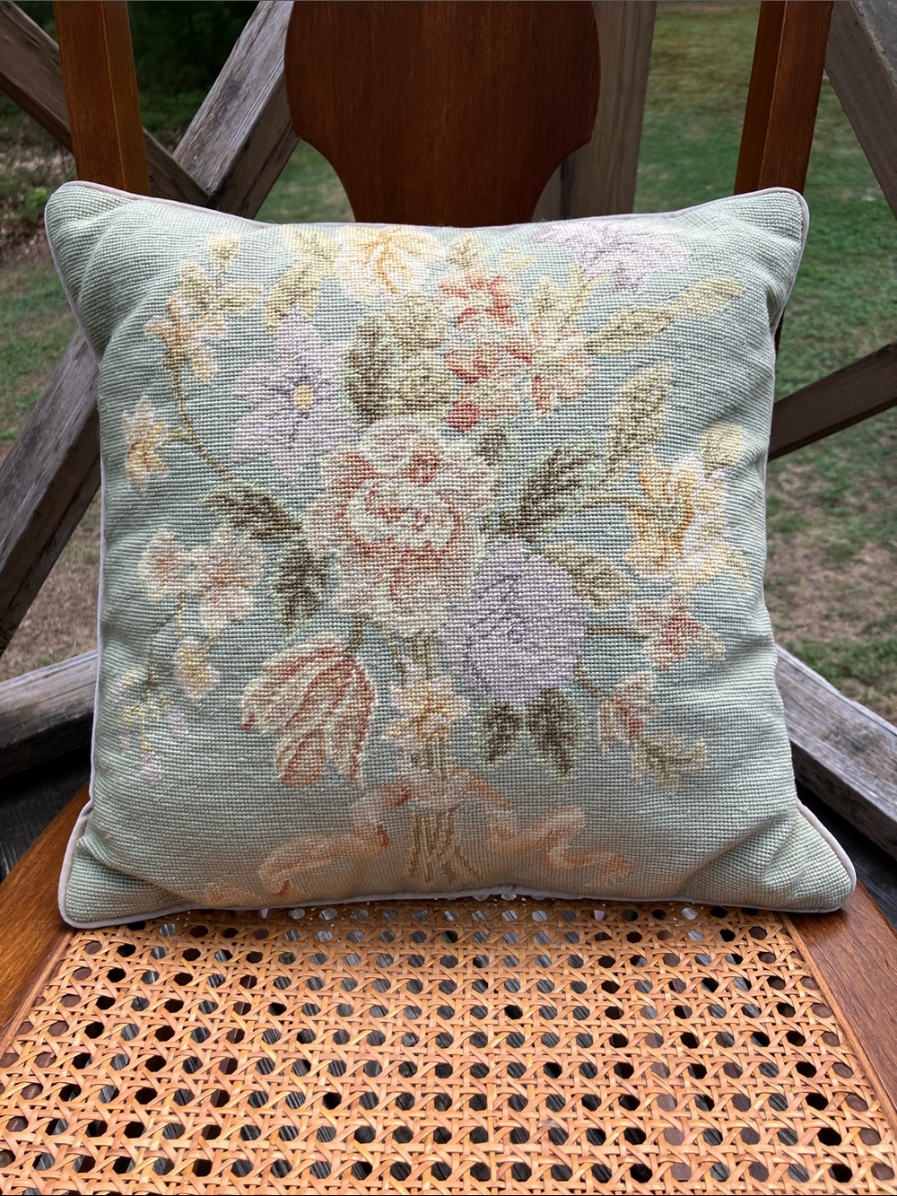 Vintage Floral Needlepoint Decorative Pillow French Country - Picture 4 of 16